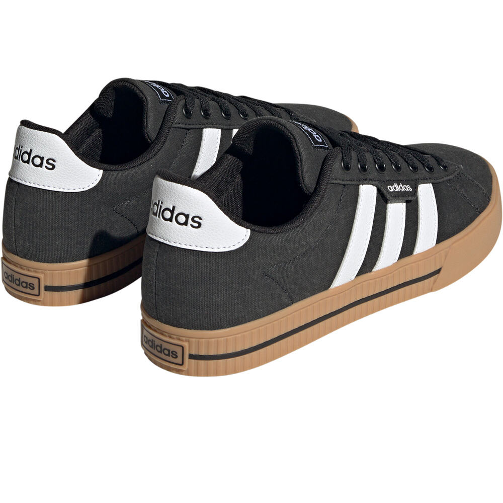 adidas zapatilla moda hombre Daily 3.0 vista trasera