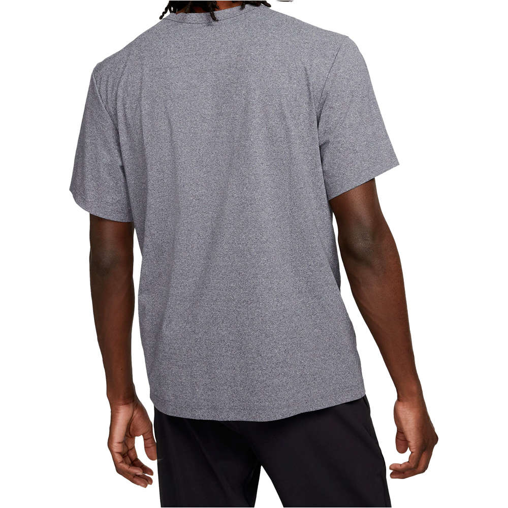Nike camiseta fitness hombre M NK DF UV HYVERSE SS 04