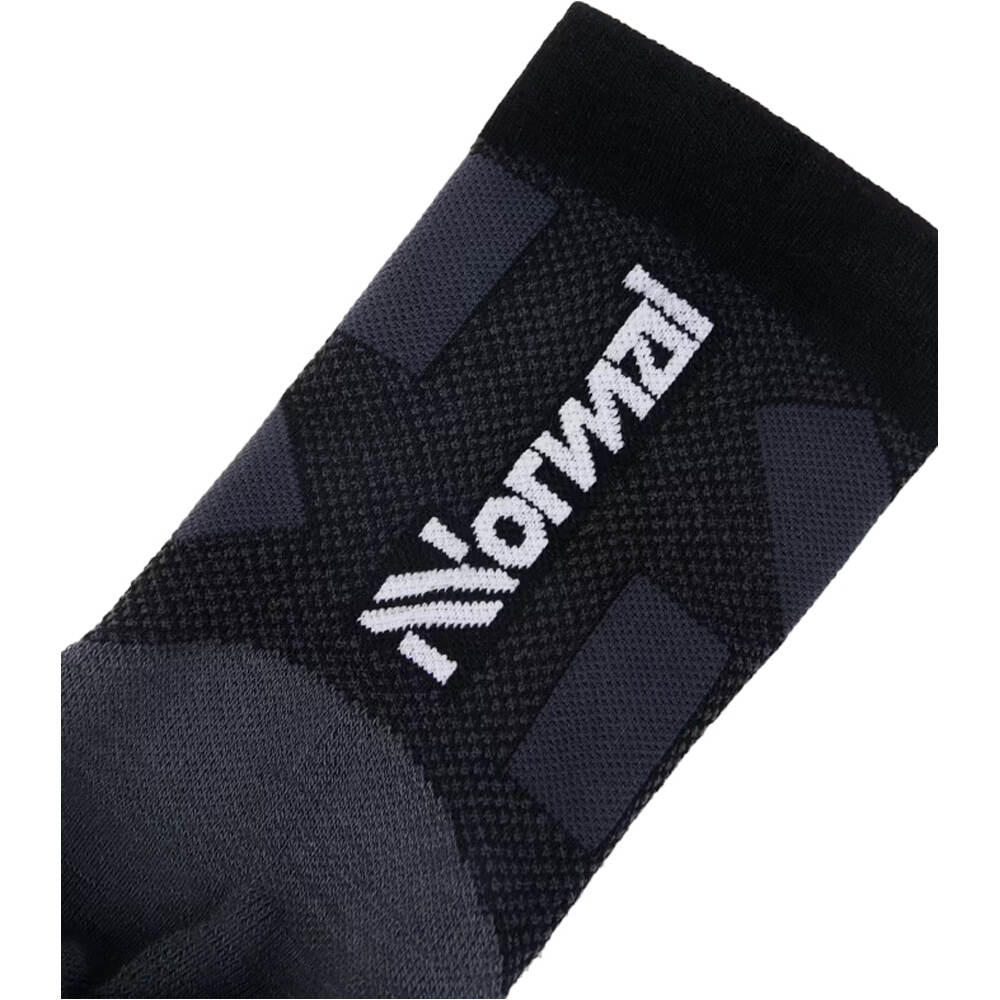 Nnormal calcetines running RACE SOCK LOW CUT 01