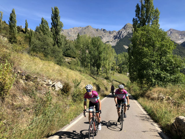 Jaca en bicicleta