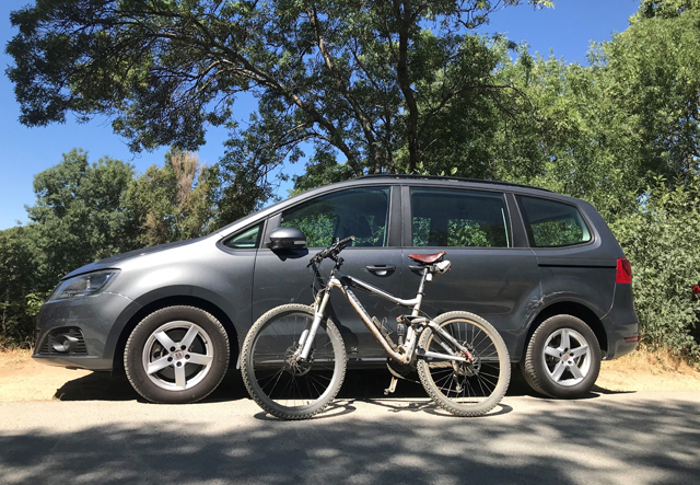 Es legal llevar bicicletas en el auto clearance