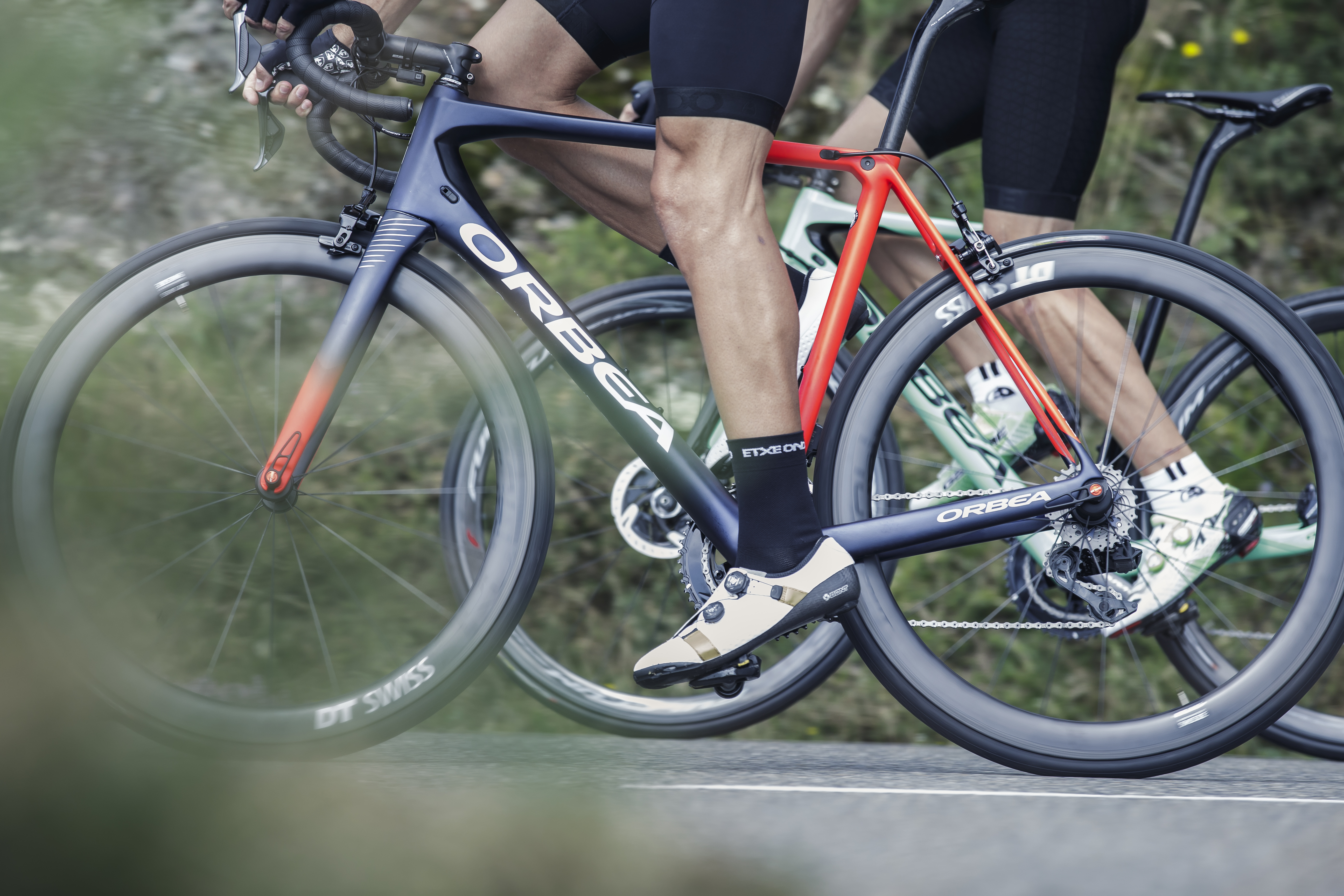 Frenos de disco vs zapata para bici de carretera ¿qué necesitas saber en  2022?