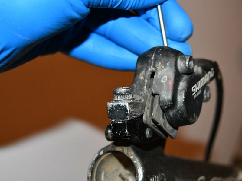 Cambiar pastillas de freno shimano sales