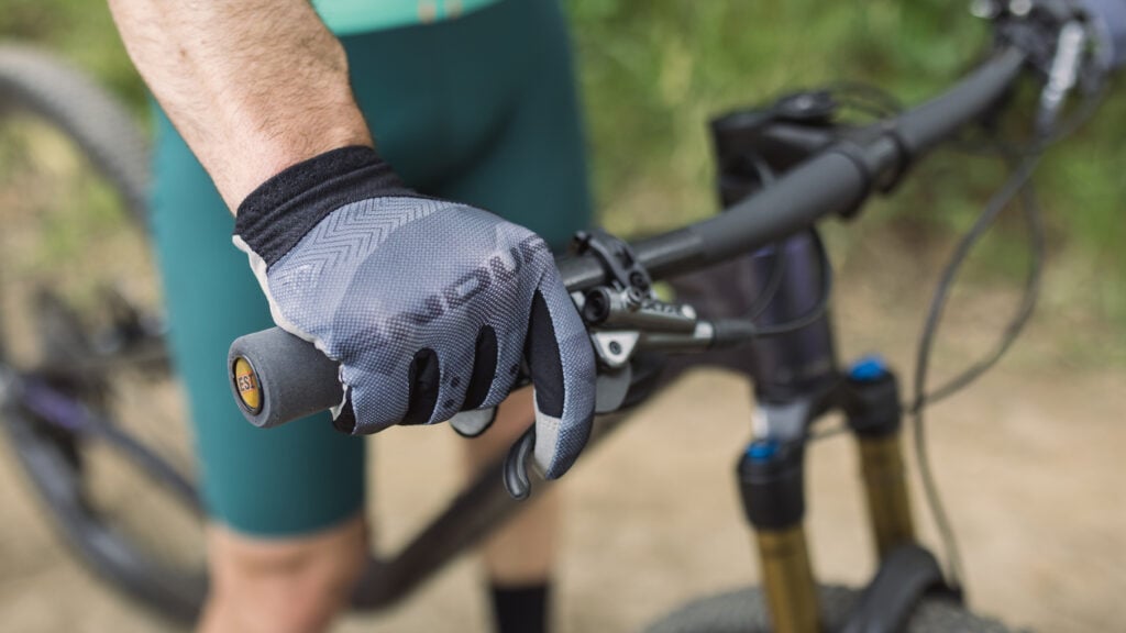 portada guantes
