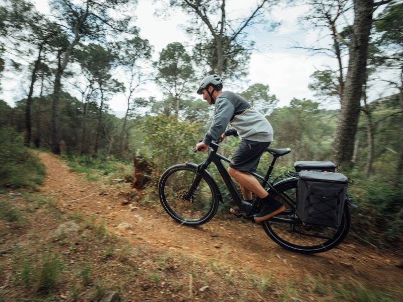 descansar de bici en otoño