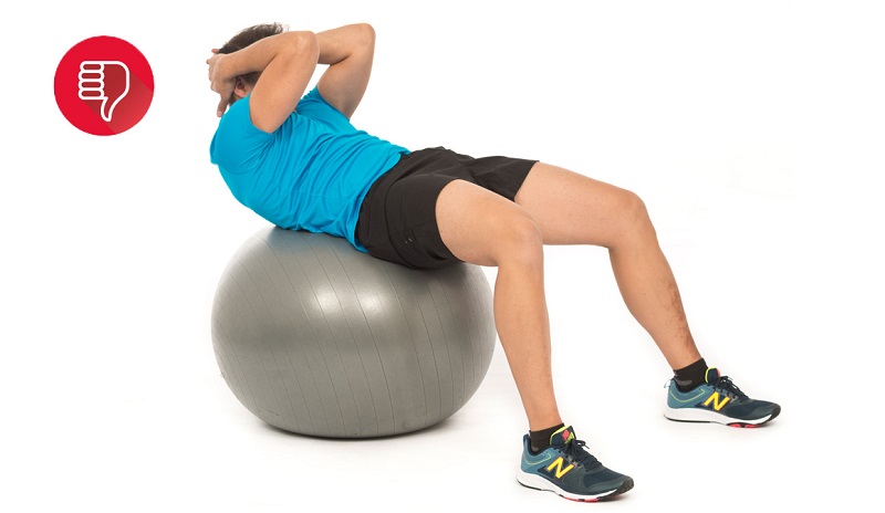 Abdominales sobre fitball