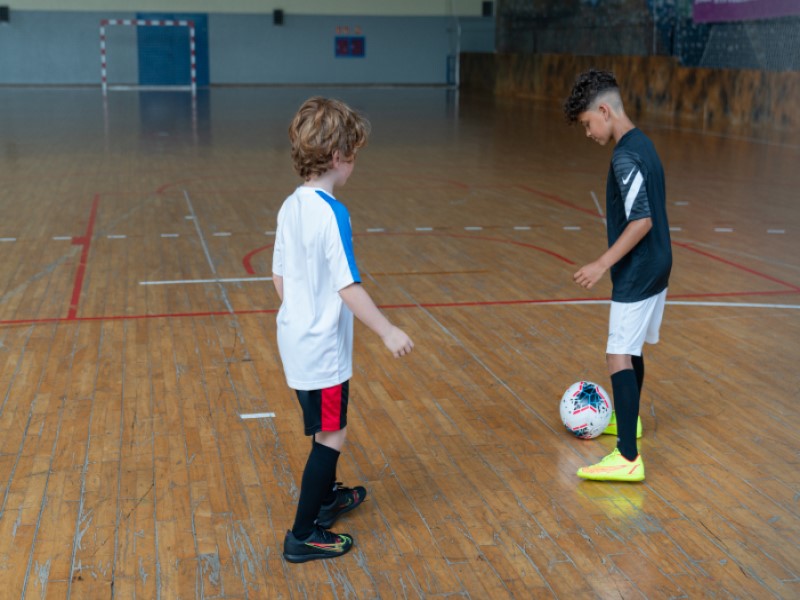 botas de fútbol infantiles
