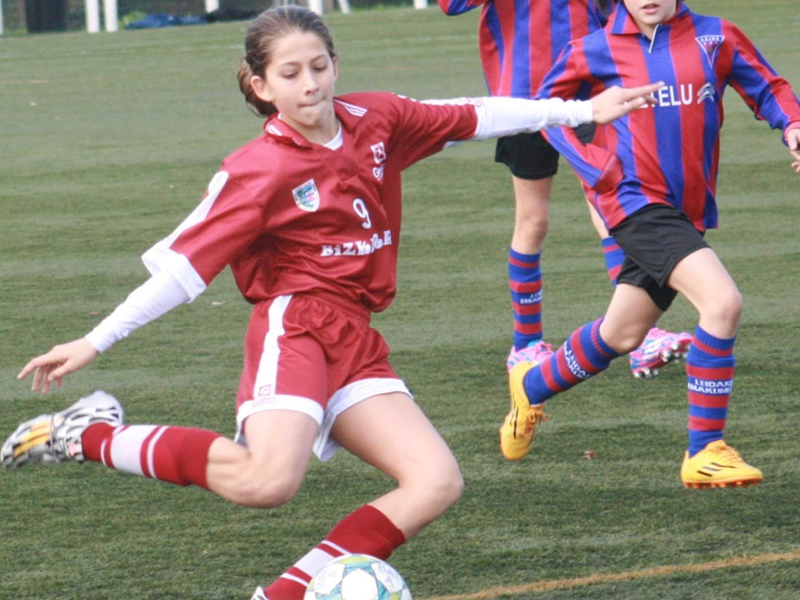 botas de fútbol infantiles