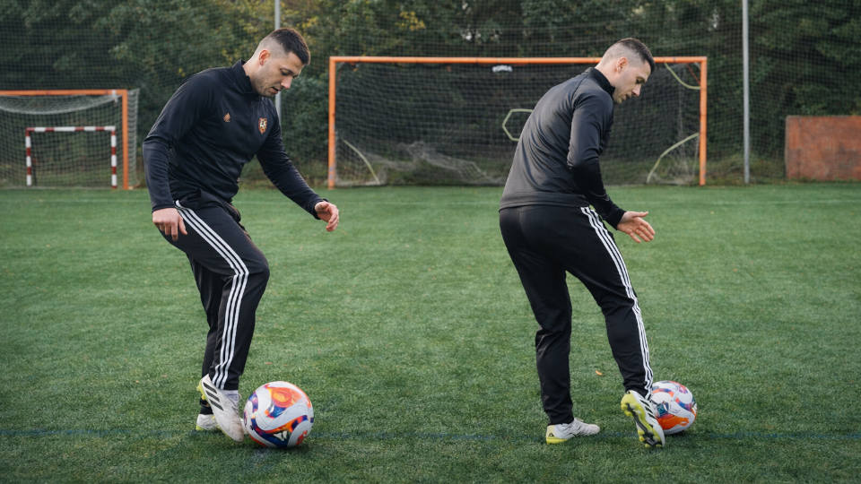 tirar con empeine y potencia