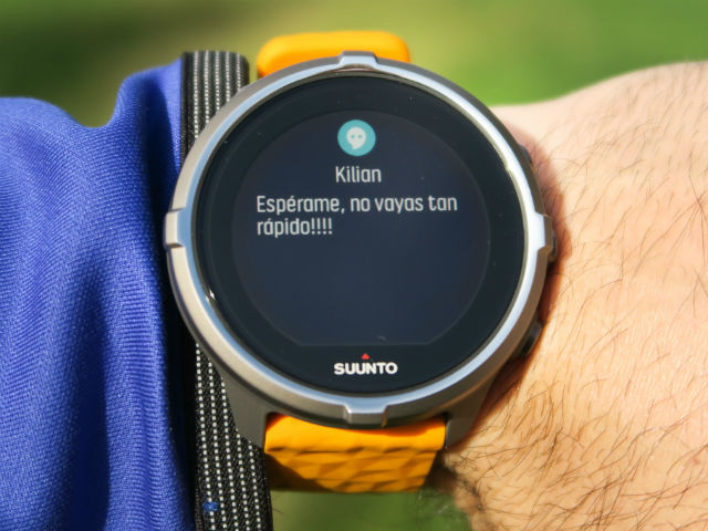 Reloj SUUNTO SPARTAN Sport Wrist HR Blue con pantalla táctil y