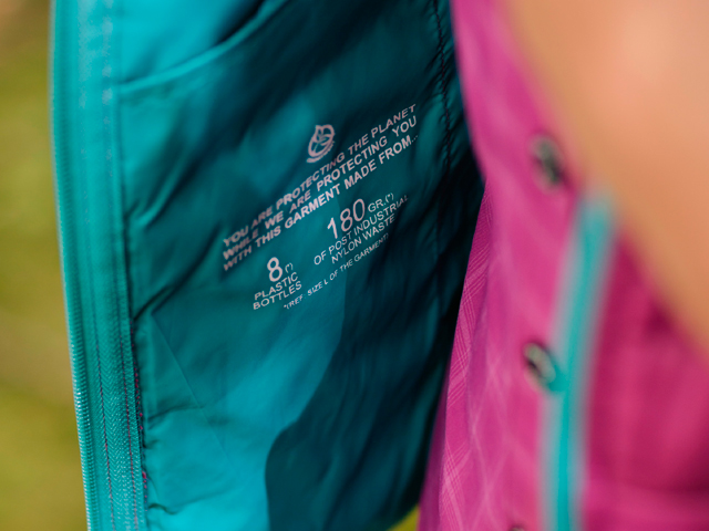 ropa de montaña libre de PFCs