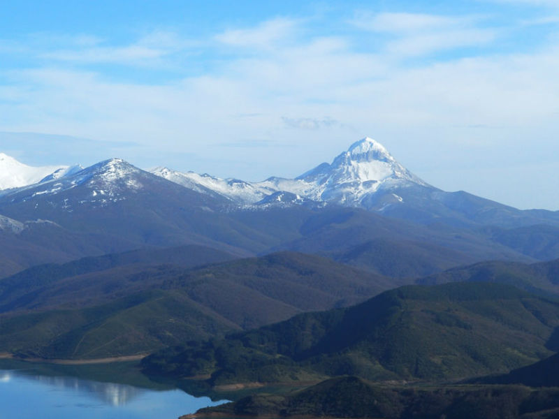 picos con aires alpinos
