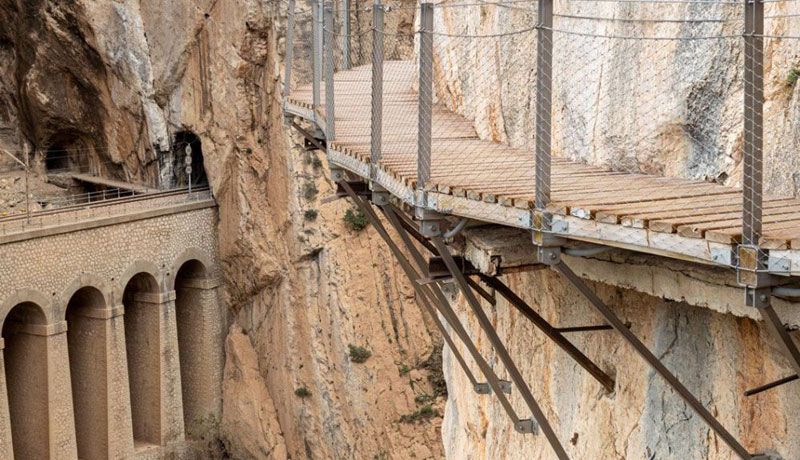 Top 10 senderos más bonitos (y mejor conservados) de la Península: El caminito del rey