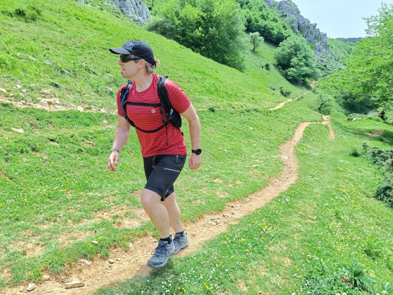 Consejos para cuidar los pies en la montaña
