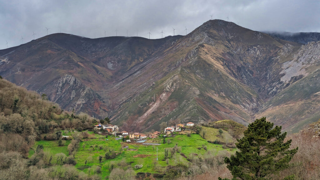 fresnedo village and sierra de begega in background, belmonte de miranda municipality, asturias, spain