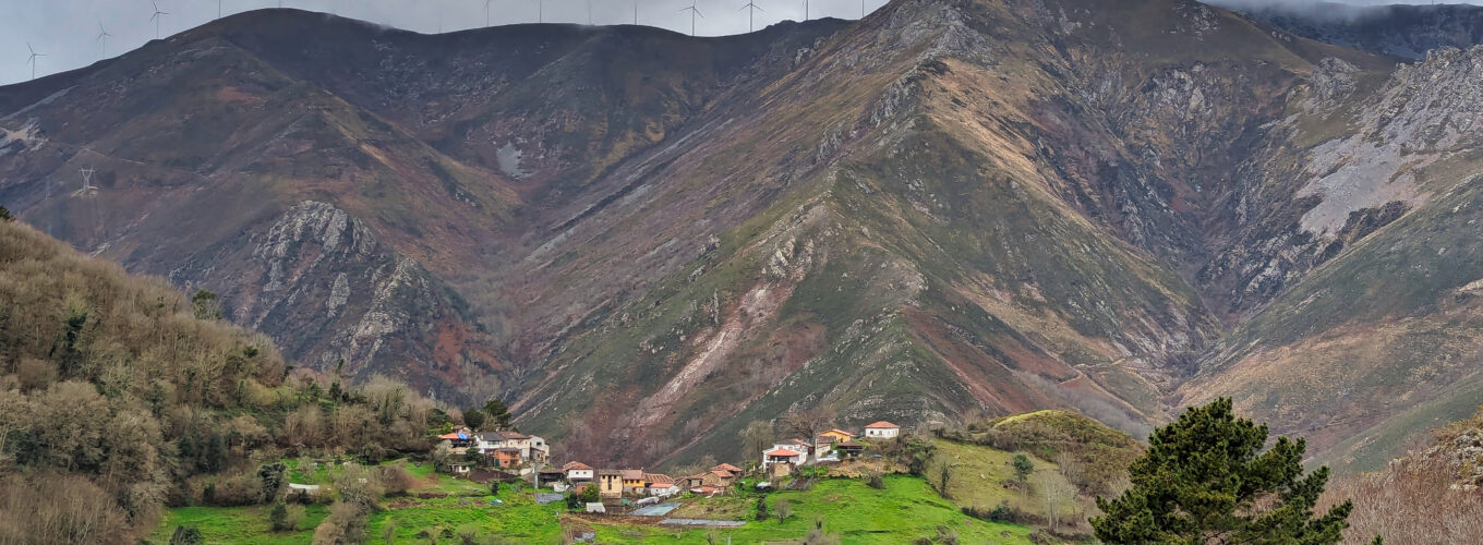 fresnedo village and sierra de begega in background, belmonte de miranda municipality, asturias, spain