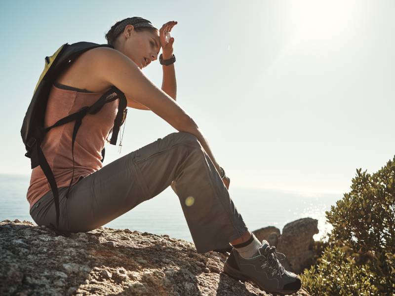 sudor en la montaña en hombres y mujeres