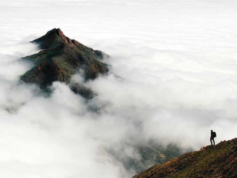 niebla en la montaña