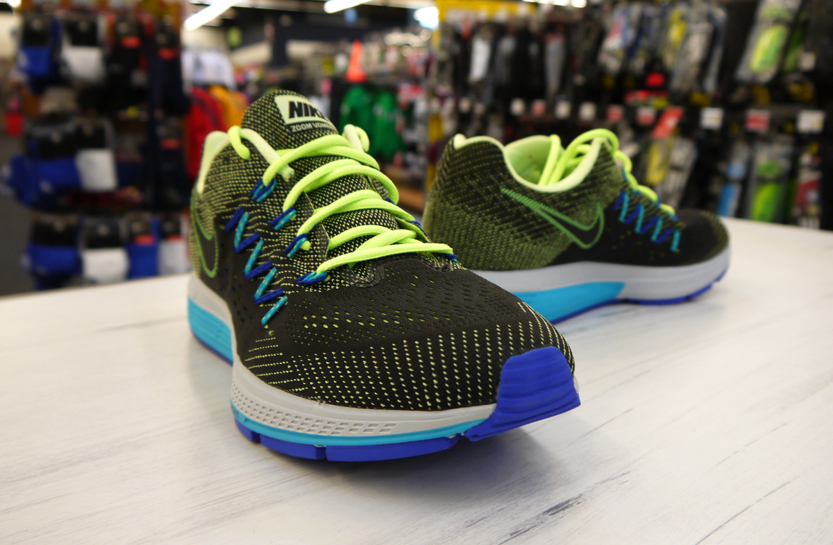 Nike vomero 10 mens sales