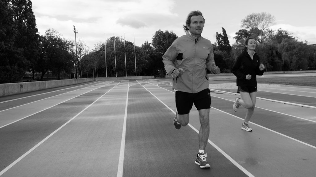 Corredores entrenando