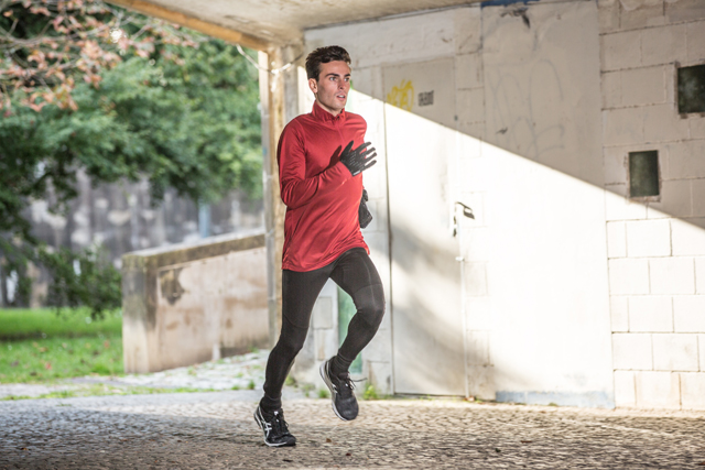 mantener el ritmo en los kilómetros finales de una carrera