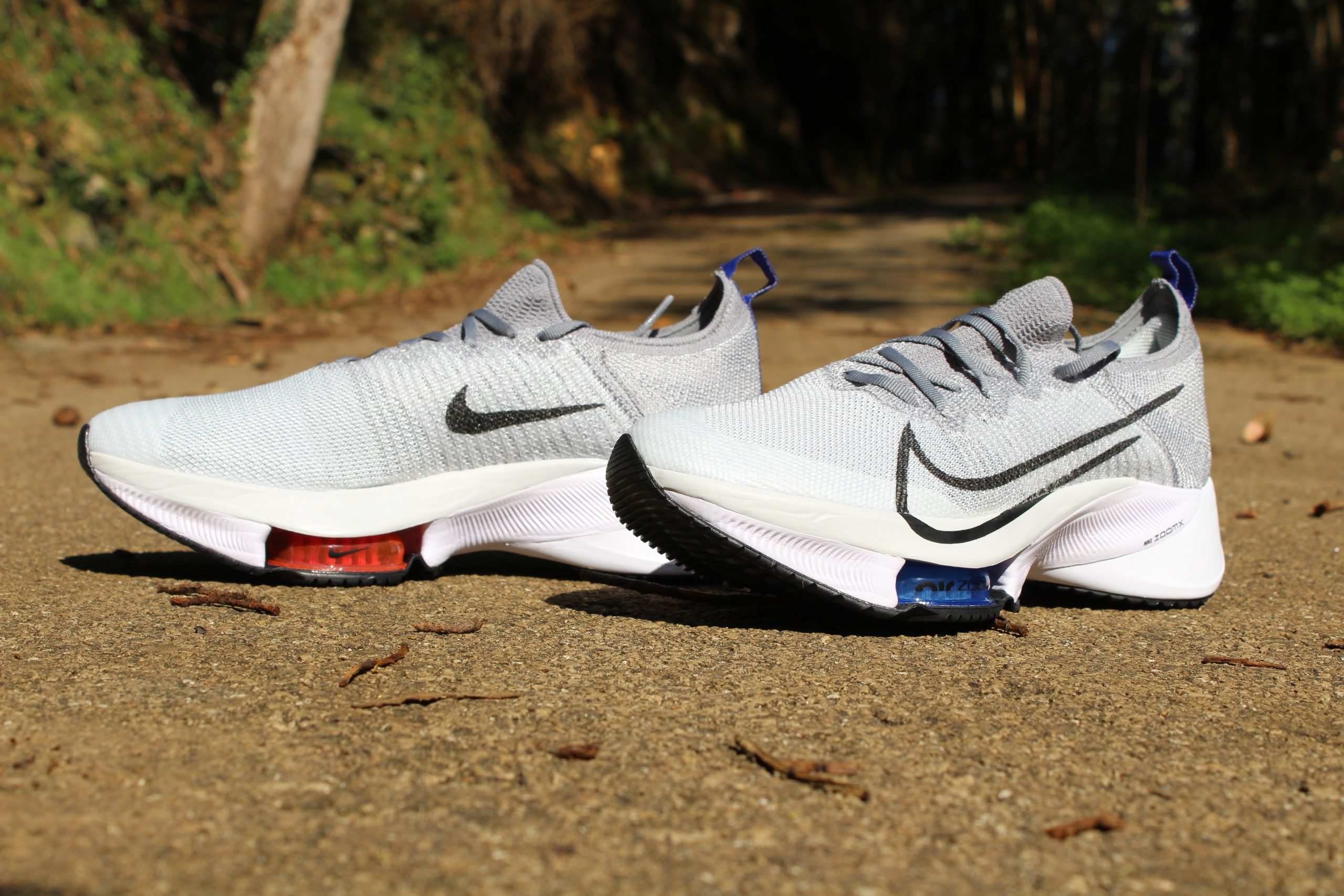 NIKE AIR ZOOM TEMPO NEXT%