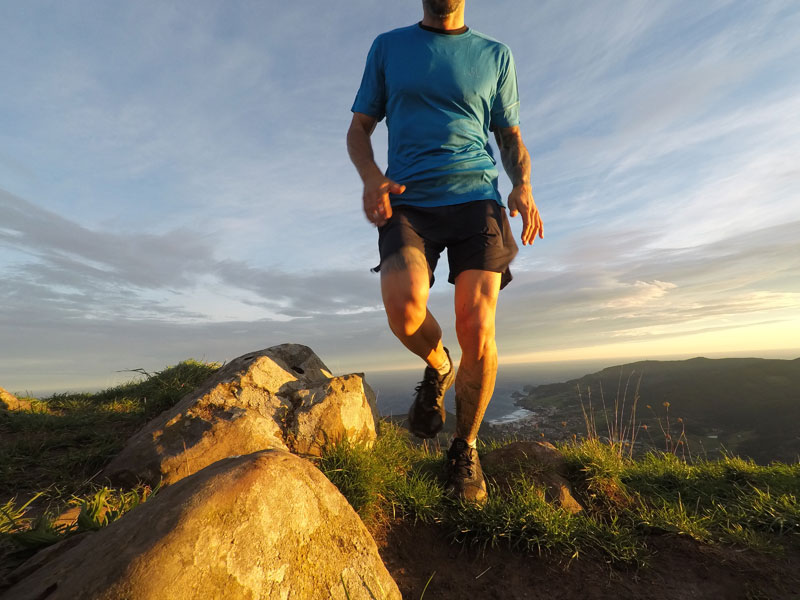 Tu outfit perfecto para la familia Salomon Cross: Camiseta Agile SS Tee