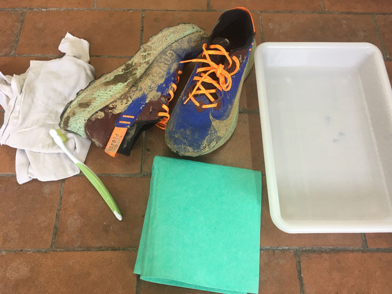materiales para limpiar las zapatillas