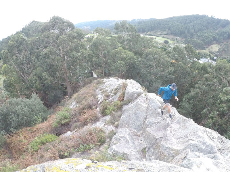 La familia Cross de Salomon crece: Supercross