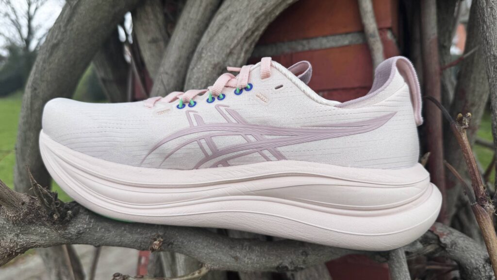 Nimbus 28