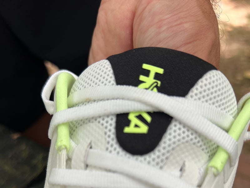 hoka clifton11