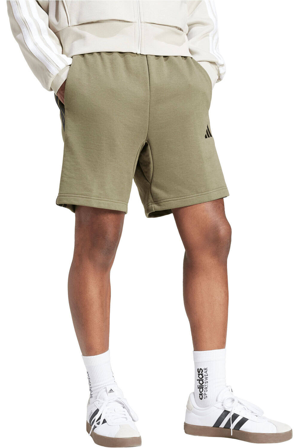 adidas bermudas hombre 3 STRIPES VERDE vista detalle