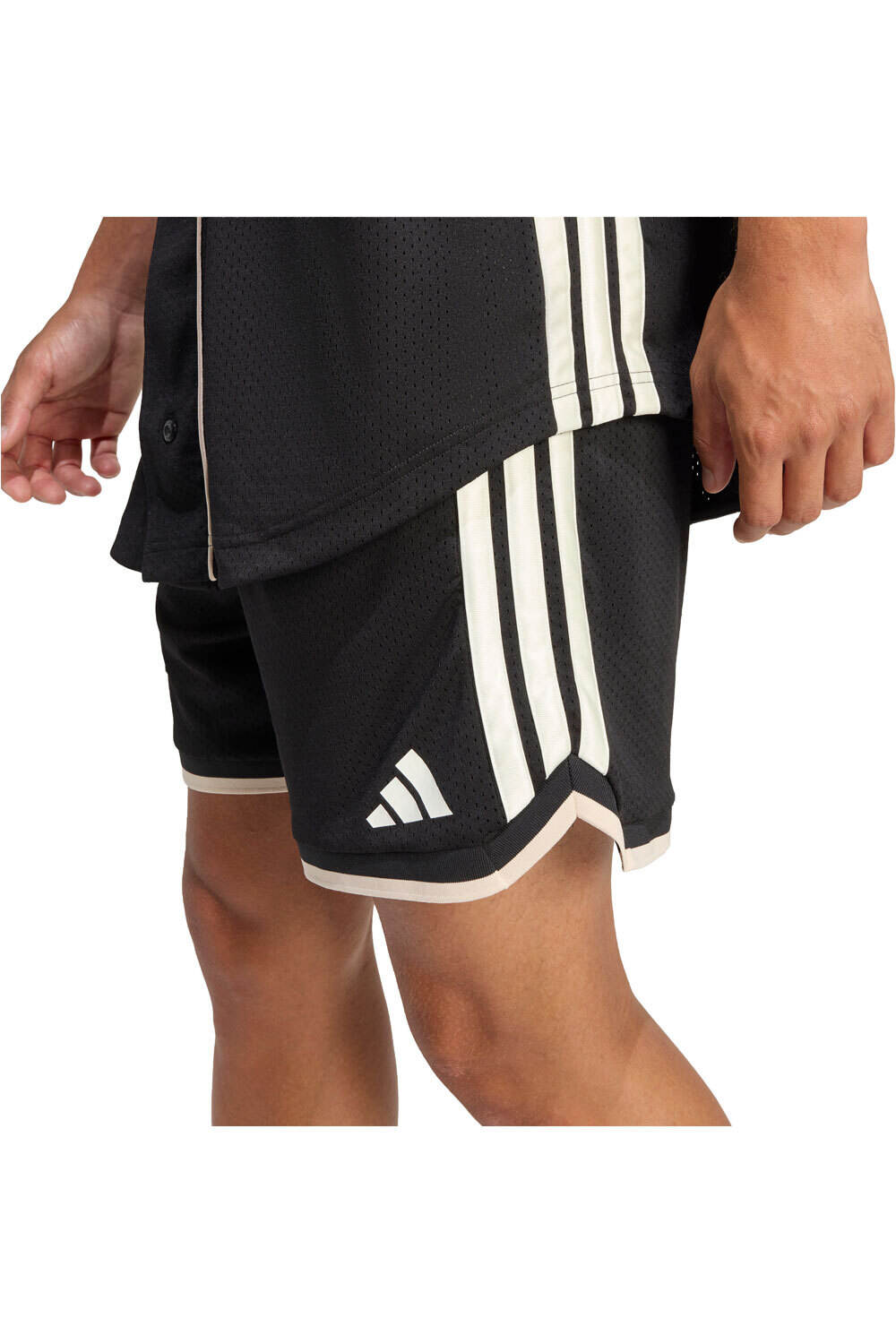 adidas bermudas hombre STADIUM MESH NEGRO vista detalle