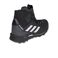 adidas bota trekking hombre TERREX SKYCHASER TECH GORE-TEX NEGRO vista trasera