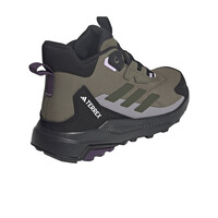 adidas bota trekking mujer TERREX ANYLANDER MID RAIN.RDY VERDE vista trasera