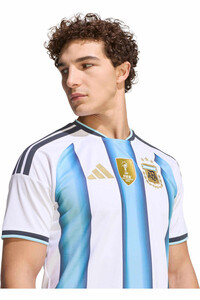 adidas camiseta de fútbol oficiales ARGENTINA MUNDIAL 2026 PRIMERA EQUIPACION  vista detalle