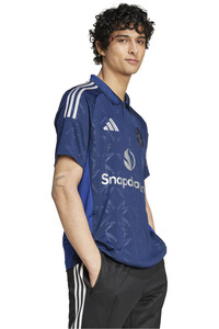 adidas camiseta de fútbol oficiales MANCHESTER UNITED 24/25 SEGUNDA EQUIPACION AZUL vista detalle