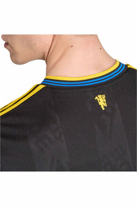 adidas camiseta de fútbol oficiales MANCHESTER UNITED 25/26 TERCERA EQUIPACION  vista detalle