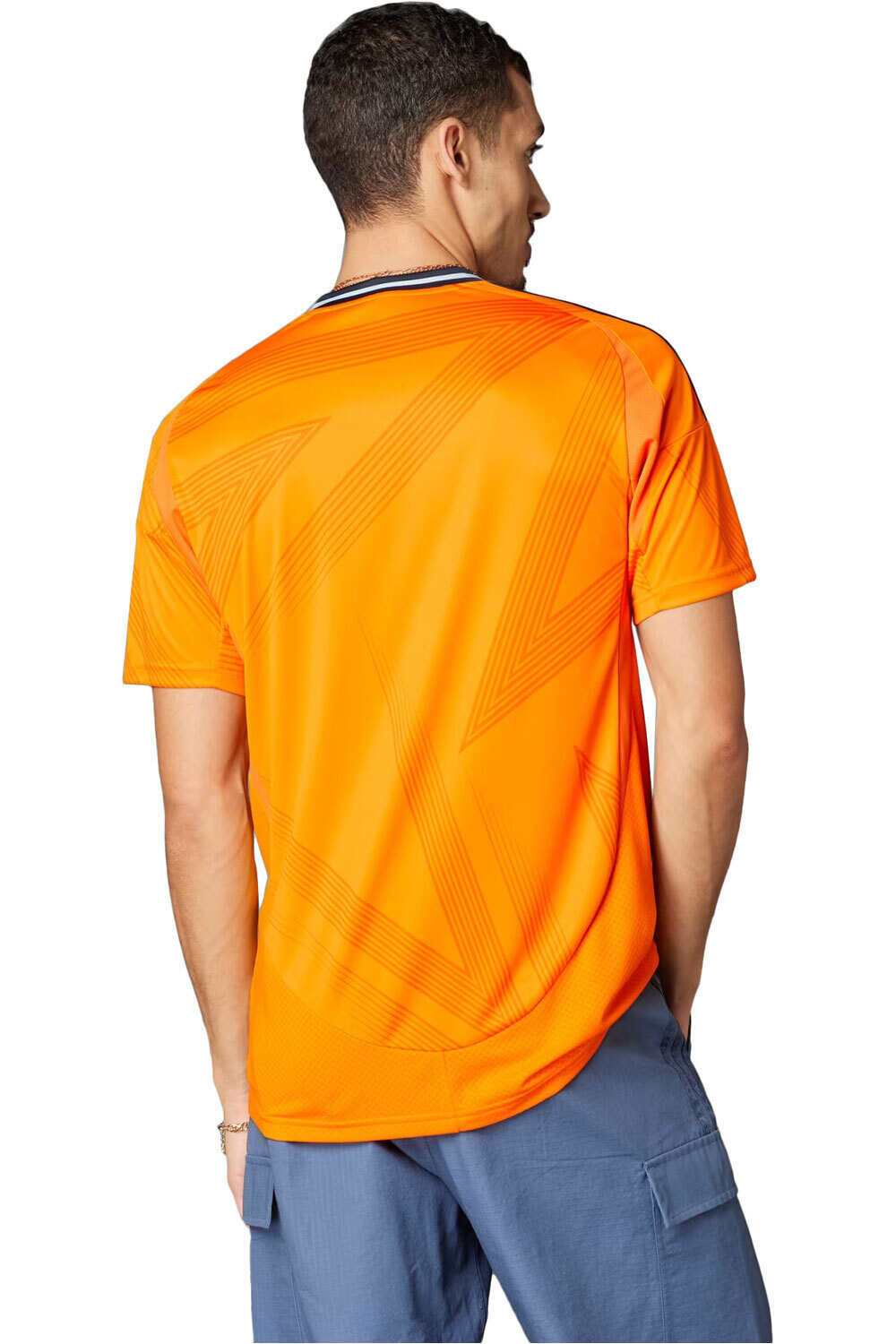adidas camiseta de fútbol oficiales REAL MADRID 24/25 SEGUNDA EQUIPACION NARANJA vista trasera