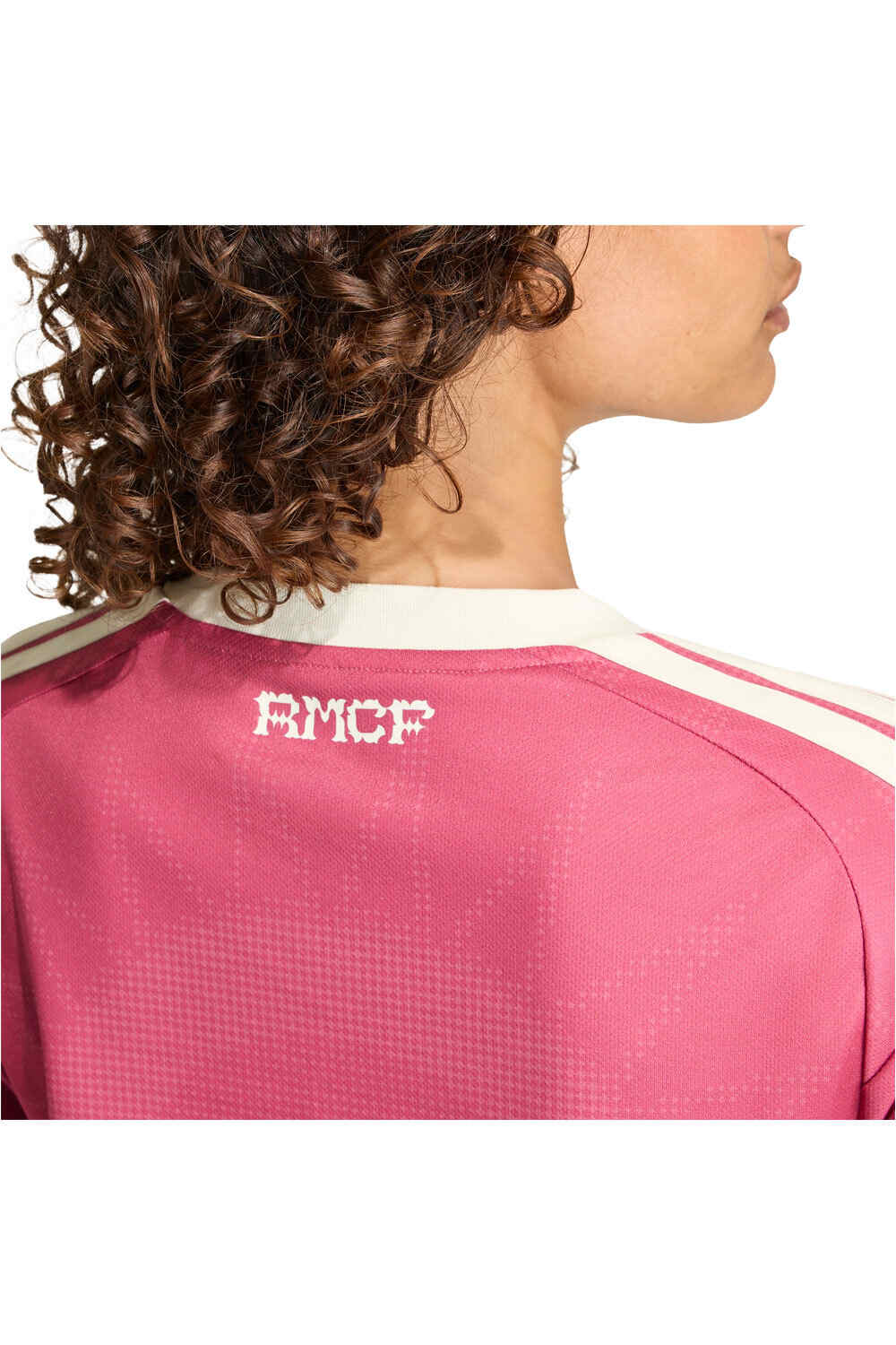 adidas camiseta de fútbol oficiales REAL MADRID 26/27 TERCERA EQUIPACIN ROSA vista detalle