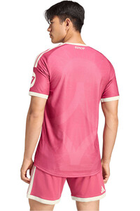 adidas camiseta de fútbol oficiales REAL MADRID 26/27 TERCERA EQUIPACIN ROSA vista trasera