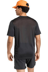 adidas camiseta fitness hombre TECH ESSENTIALS 3 STRIPES NEGRO vista trasera