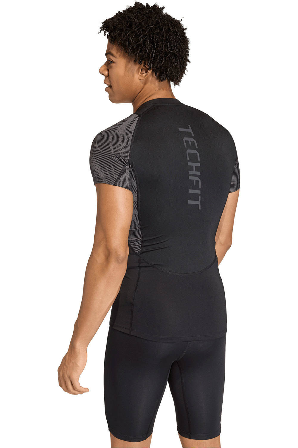 adidas camiseta fitness hombre TECHFIT AOP NEGRO vista trasera