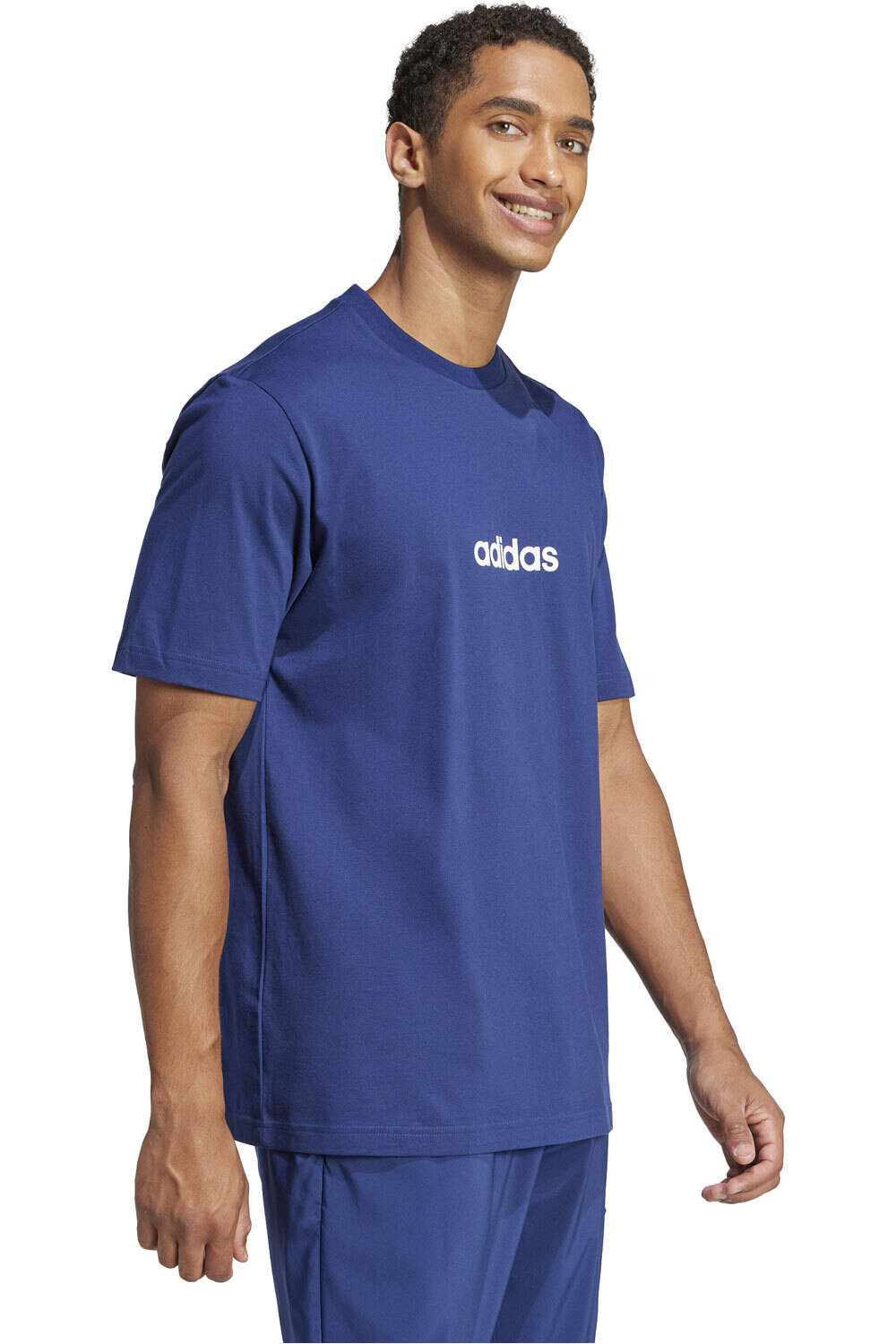 adidas camiseta manga corta hombre ESSENTIALS LINEAR AZUL vista detalle