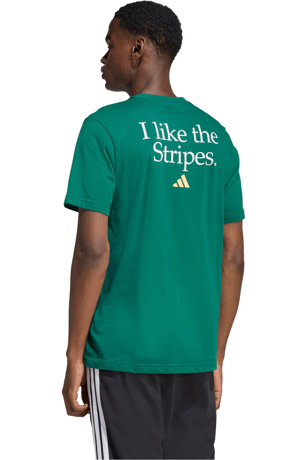 adidas camiseta manga corta hombre I LIKE THE STRIPES GRAPHIC VERDE vista trasera