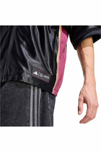 adidas camiseta manga corta hombre MERCEDES - AMG PETRONAS FORMULA ONE TEAM LAS VEGAS BASEBALL ROSA 03