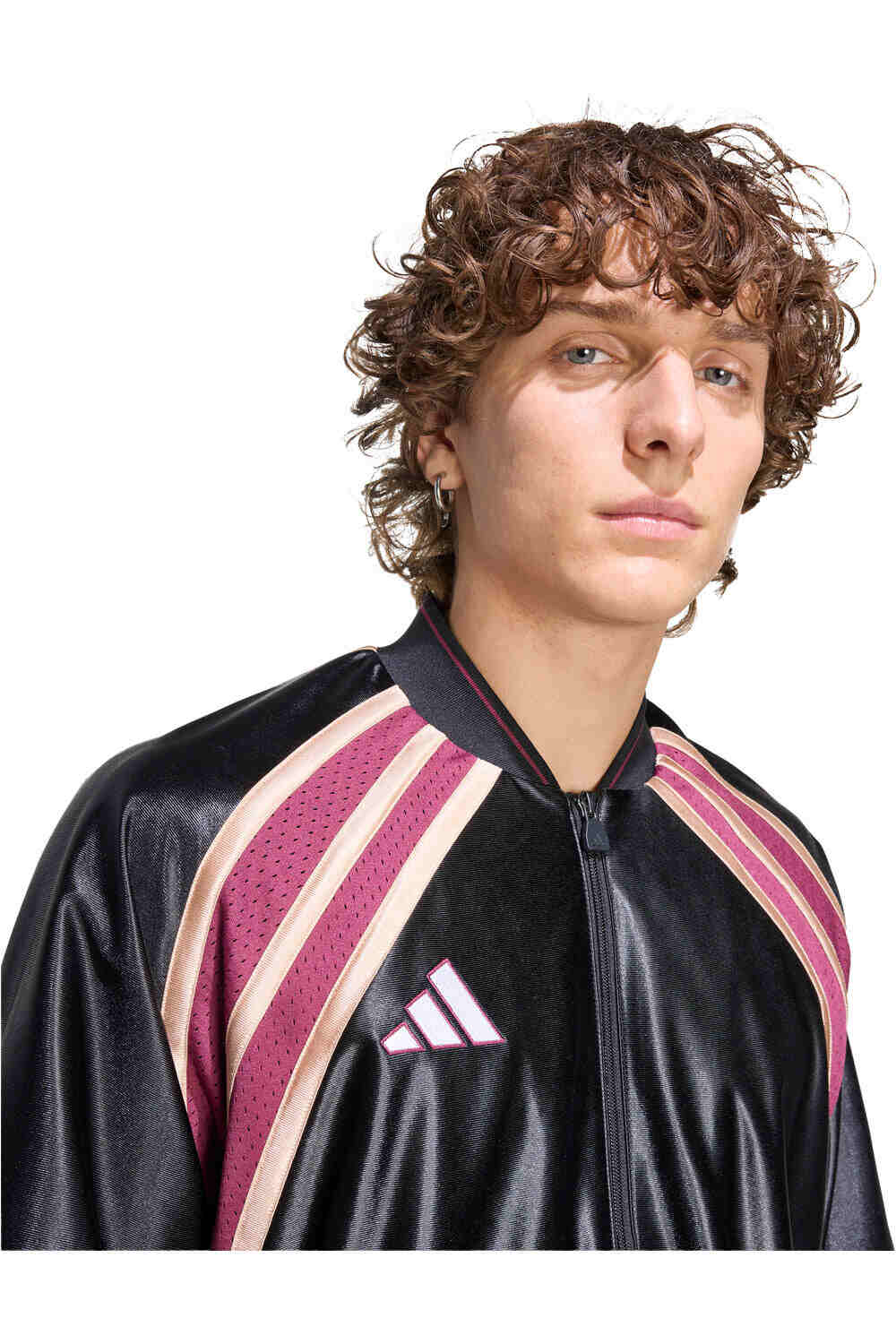 adidas camiseta manga corta hombre MERCEDES - AMG PETRONAS FORMULA ONE TEAM LAS VEGAS BASEBALL ROSA vista detalle
