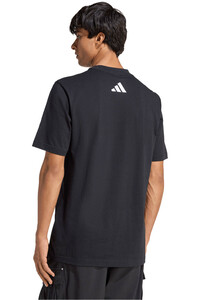 adidas camiseta manga corta hombre MERCEDES-AMG PETRONAS FORMULA 1 TEAM DNA GRAPHIC NEGRO vista trasera
