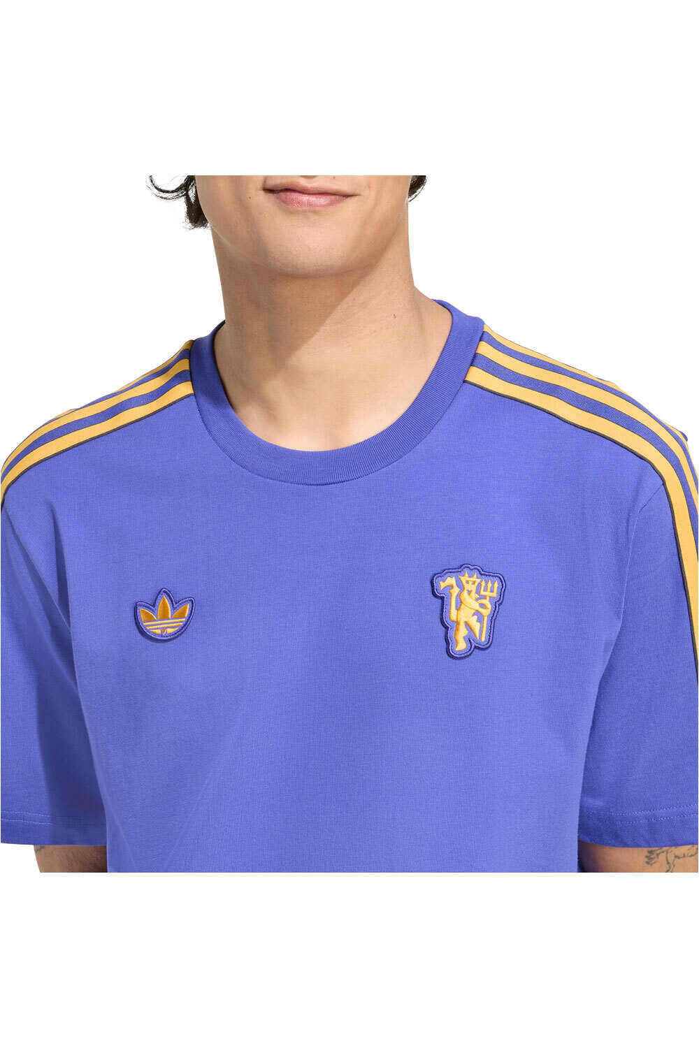 adidas camiseta manga corta hombre ORIGINALS MANCHESTER UNITED TERRACE ICON AZUL vista detalle