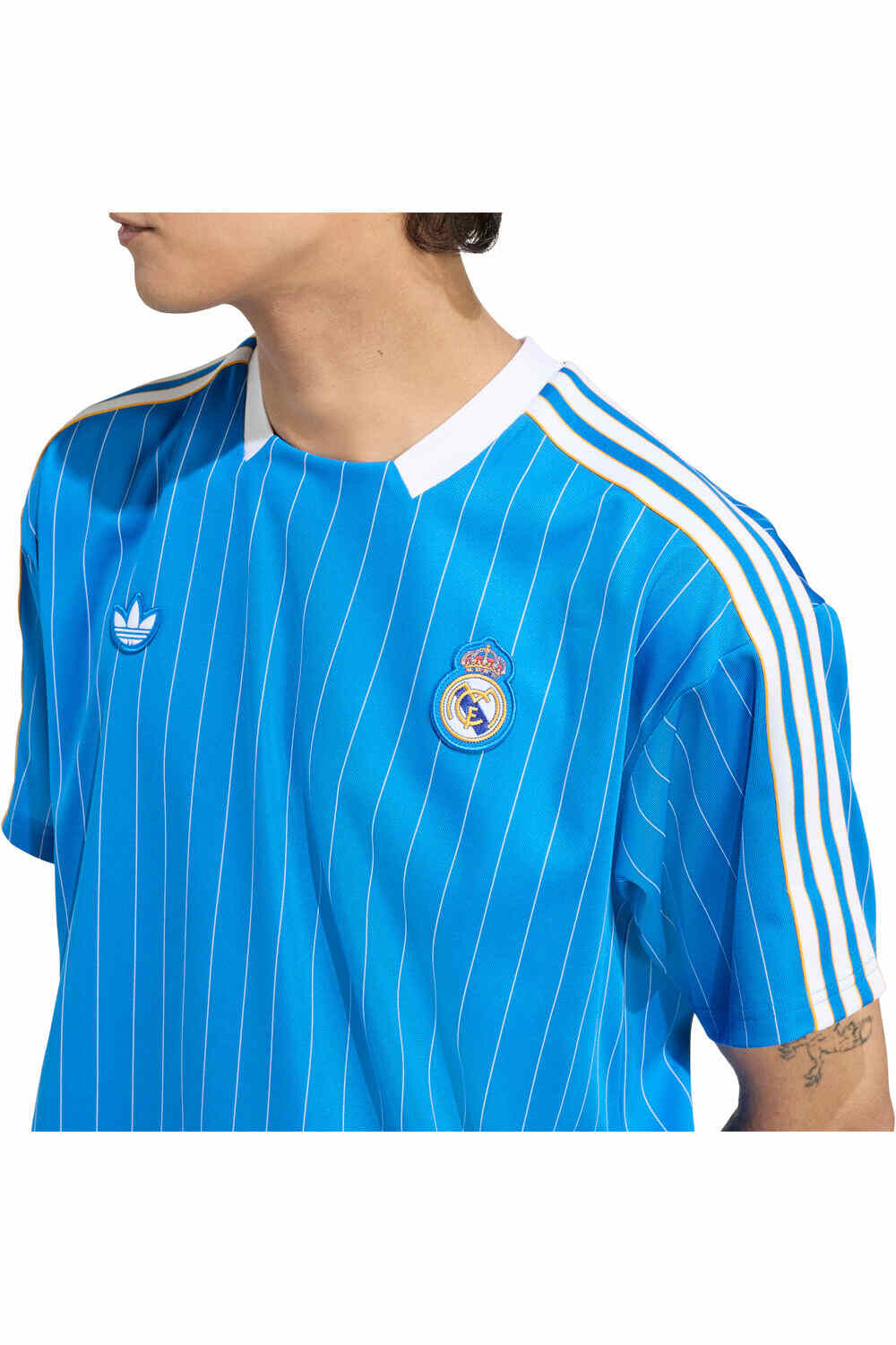 adidas camiseta manga corta hombre ORIGINALS REAL MADRID TERRACE ICON AZUL vista detalle